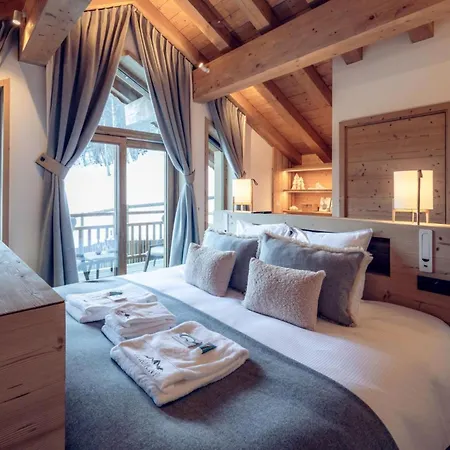 Crest Exclusive Chalet Retreat Heart Of